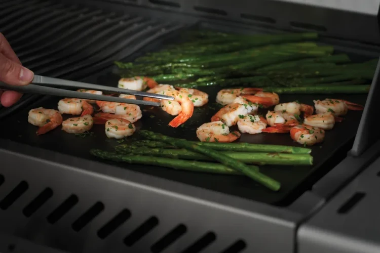 Polgrill-55025-napoleon-szczypce-do-grilla-2_polgrill.webp