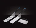 polgrill-70081-napoleon-zestaw-3-narzedzi-do-płyty-żeliwnej-plancha.webp