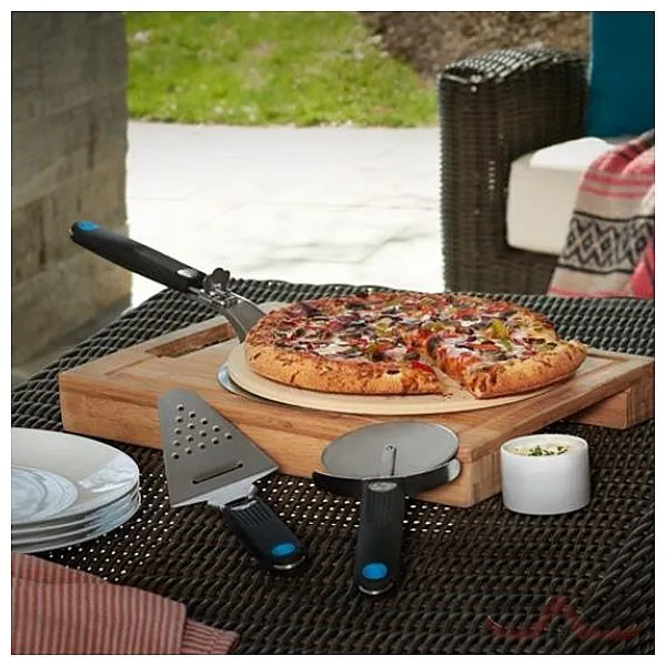 polgrill-90002-napoleon-zestaw-dla-miłóśnika-pizzy-canada_polgrill.webp