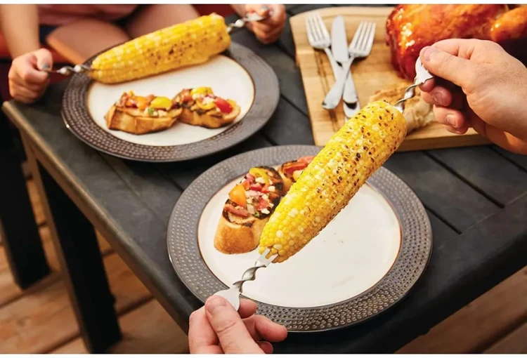 polgrill-70041-napoleon-uchwyty-do-kolb-kukurydzy-ze-stali-nierdzewnej-8-szt-2_polgrill.webp