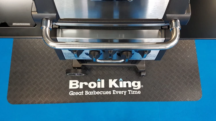 990611-mata-pod-grill-broil-king-polgrill-warszawa1.jpg