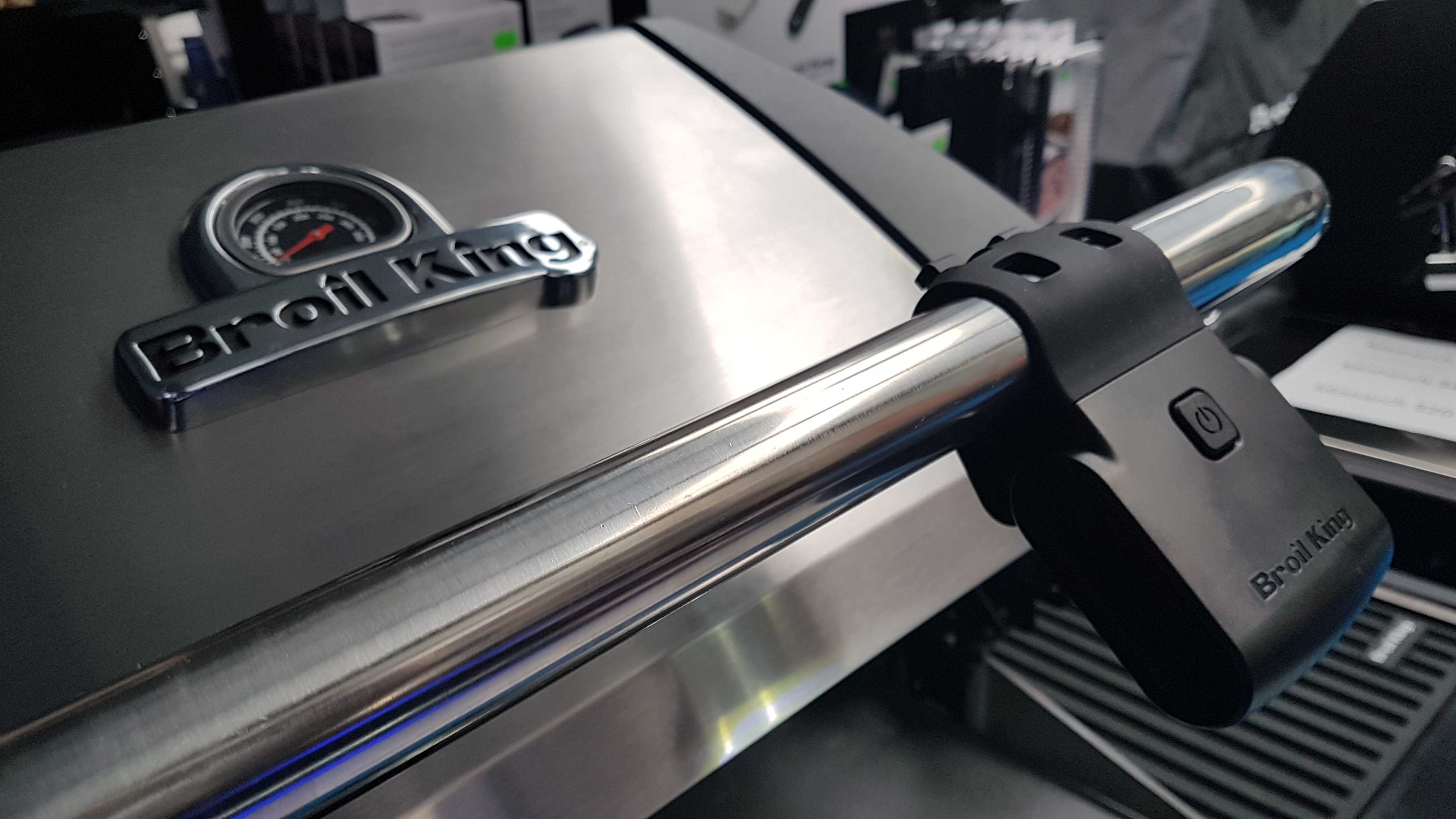 Rączka monarch z lampką led Broil King