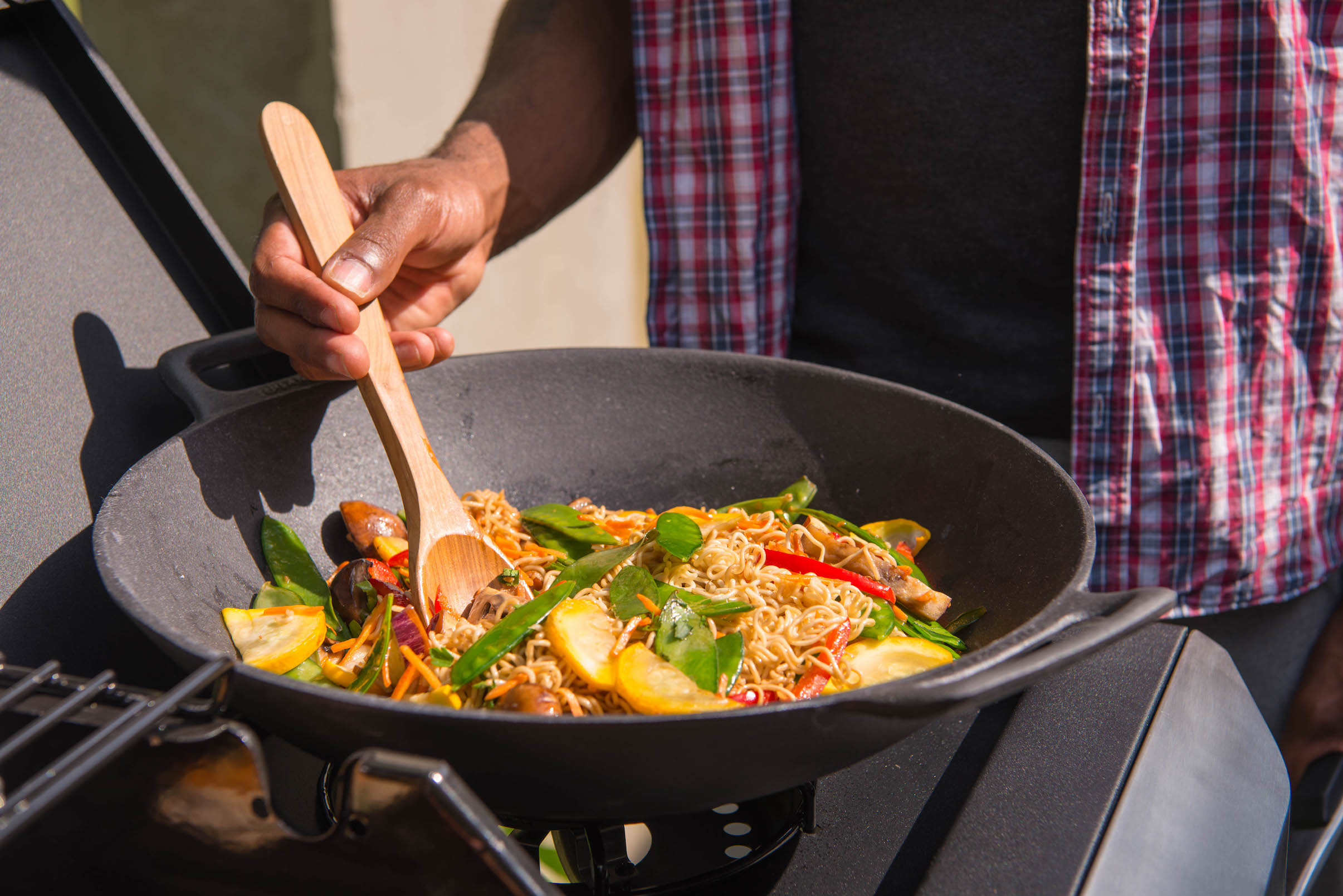 wok żeliwny landmann